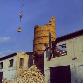 Spezialabbruch mit Alpin- & Umwelt-Service Löwinger GmbH aus Dresden